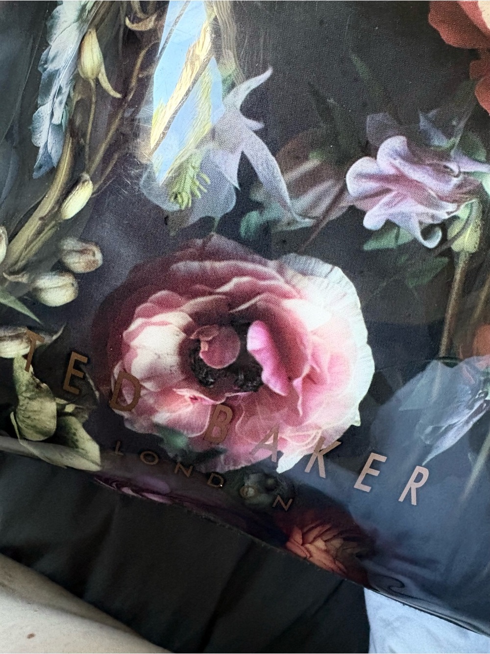 Ted Baker Black Patent Tote with Multicolor Floral Print - Picture 3 of 5